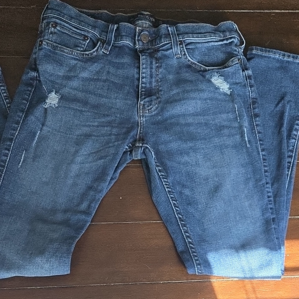 Hollister Men's Blue Distressed Skinny Jeans